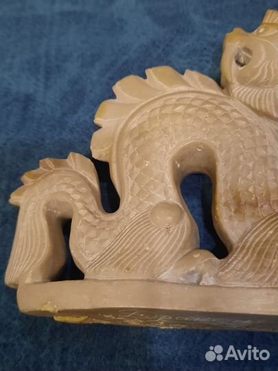 Дракон, резьба по камню