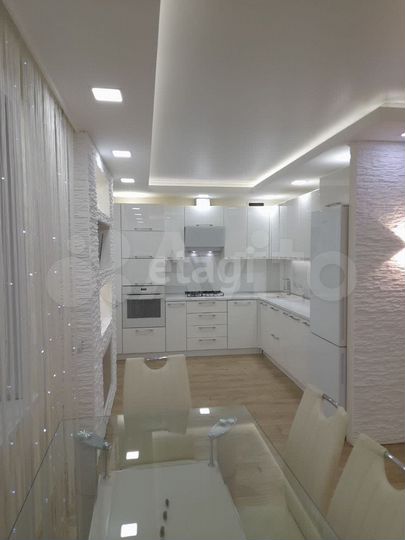 3-к. квартира, 71,6 м², 6/9 эт.