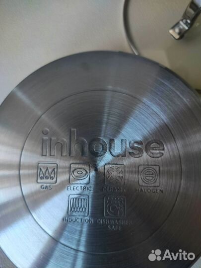 Кастрюля с крышкой новая