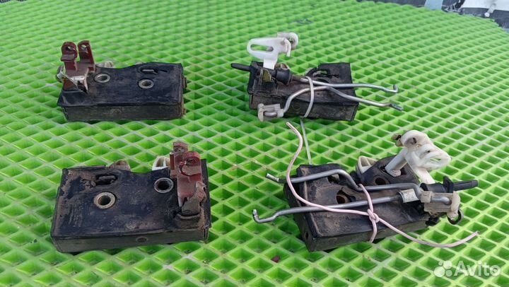 Замки дверные Audi 80 B3