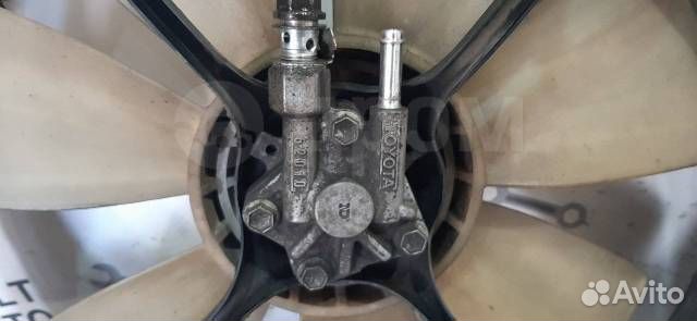 Радиатор охлаждения двигателя (дифузор) Toyota