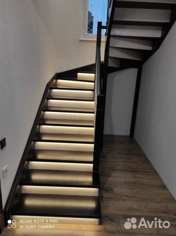 Лестница с подсветкой