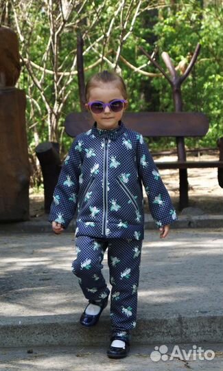 Стильный костюм куртка+брюки жаккард на 4-5лет