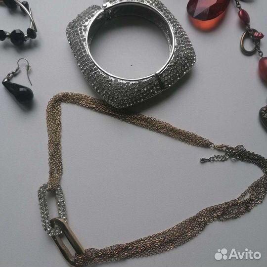 Серьги, подвески, браслеты