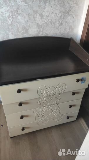 Детский комод и пелинальный столик бу