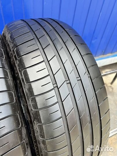 Goodyear EfficientGrip Performance 225/55 R17