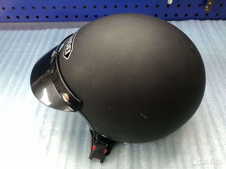 Мотоциклетный шлем shoei