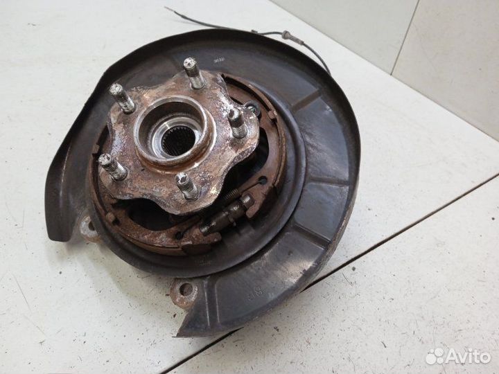 Кулак поворотный задний правый Infiniti Jx35 L50