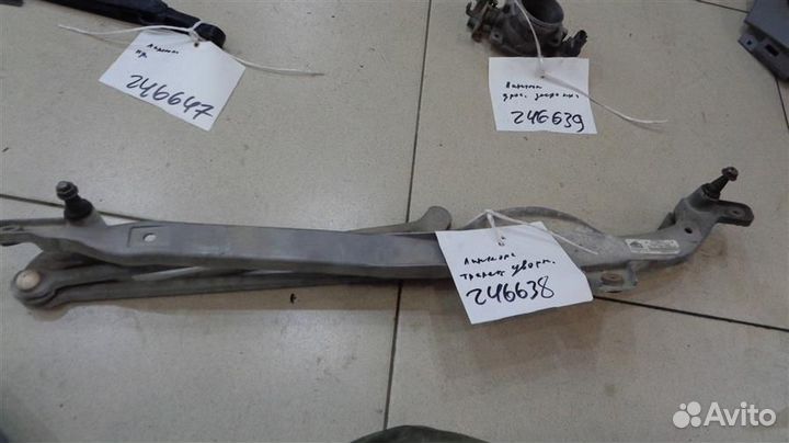 Трапеция стеклоочистителей Lincoln Navigator 1997