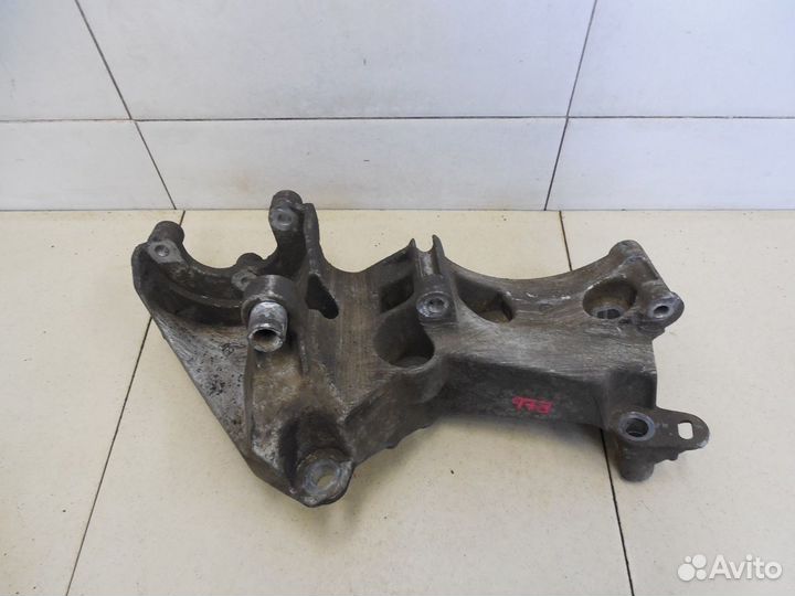 Кронштейн генератора Duster 2012