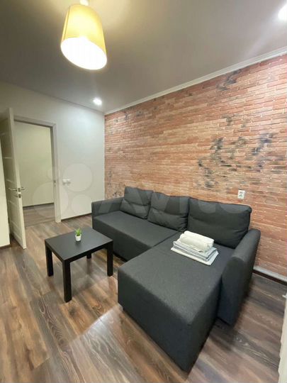 2-к. квартира, 50 м², 1/5 эт.