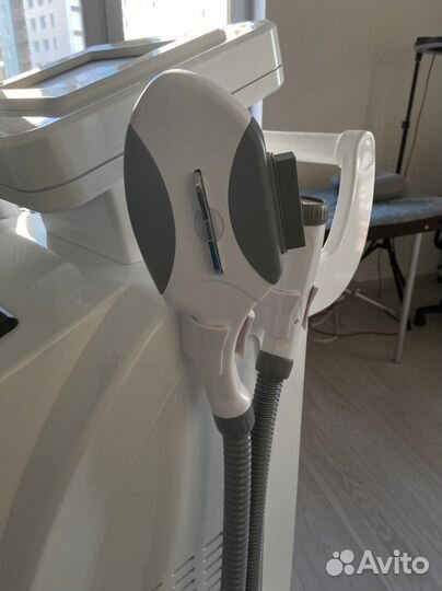 Аппарат по уходу за кожей и волосами