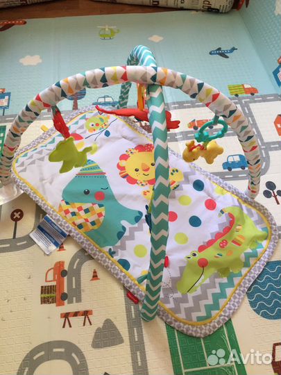 Развивающий коврик с музыкальной игрушкой