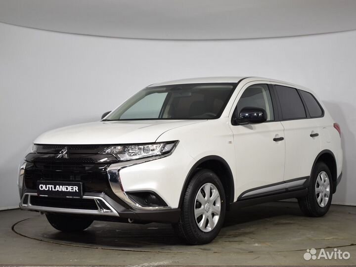 Mitsubishi Outlander, 2022