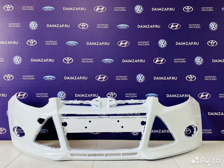 Бампер Передний Форд Фокус 3 (2011 - 2015) белый