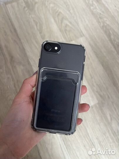Чехлы на айфон 7