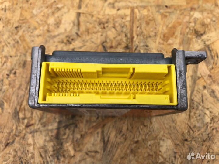 Блок управления аирбаг Mercedes M-Class W163 2.7