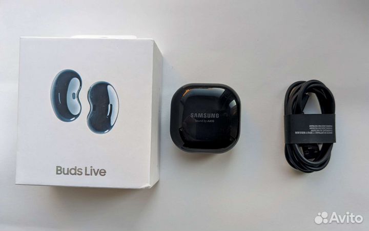 Наушники Galaxy Buds Live