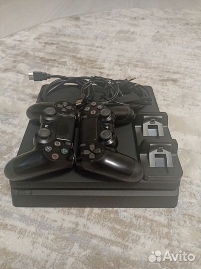 Sony PS4 slim 1tb Прошита. 9.00