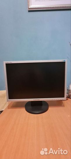 Монитор Samsung 920nw