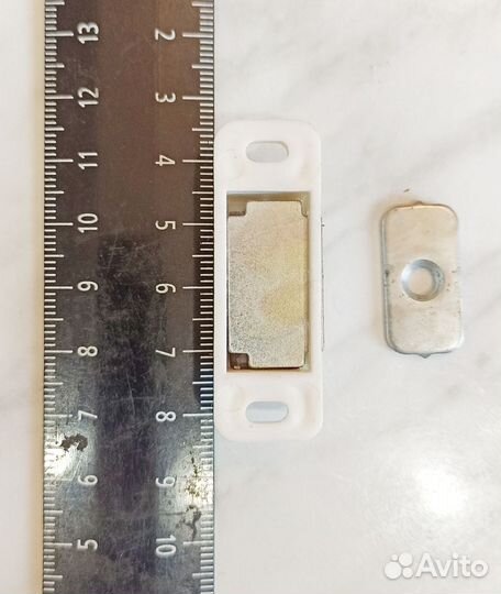 Магнитная защелка, мебельная СССР