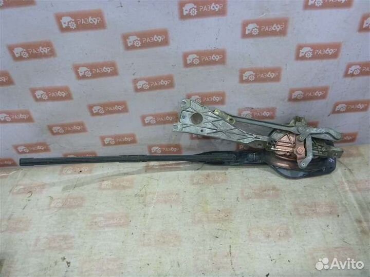 Трапеция стеклоочистителя Mercedes-Benz E-Class