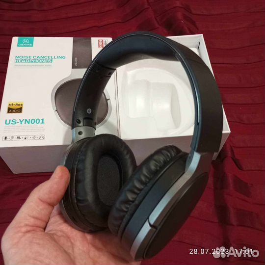 Продаю наушники новые