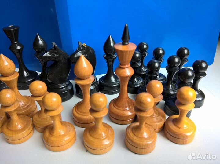 Шахматы деревянные, большие,полный набор