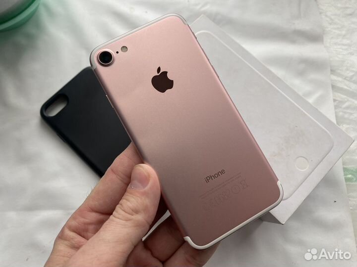 iPhone 7, 128 ГБ