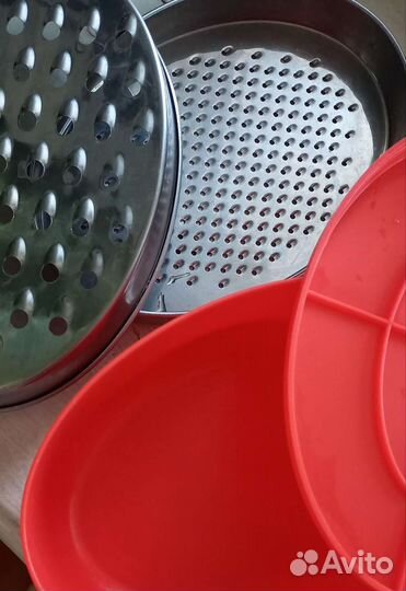 Тёрка-контейнер для овощей и сыра