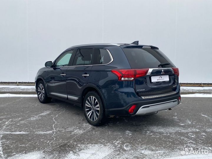 Mitsubishi Outlander 2.0 CVT, 2019, 108 600 км