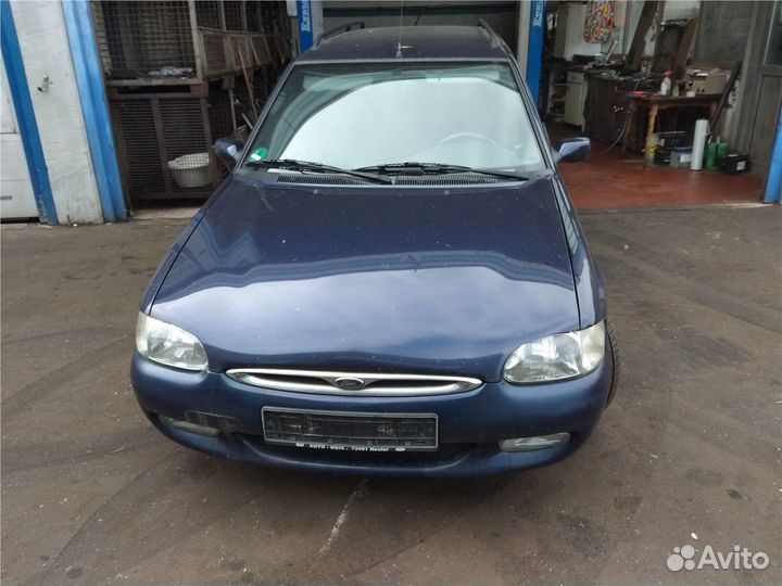 Разбор на запчасти Ford Escort 1995-2001