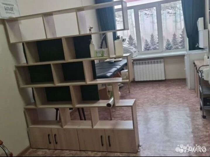 Шкаф с сотами