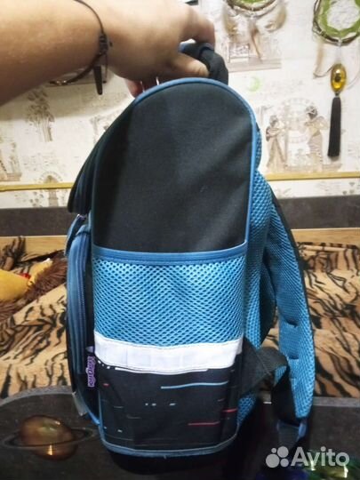 Школьный рюкзак