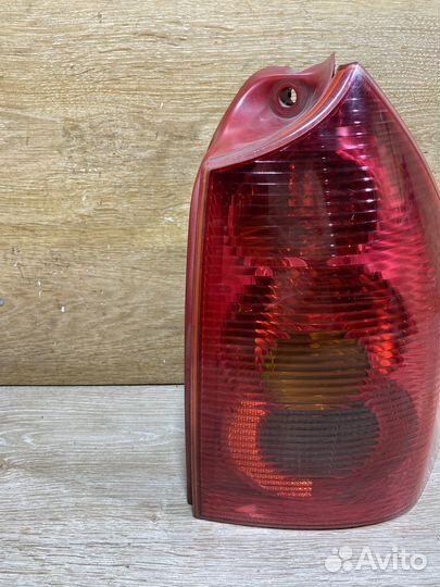Фонарь задний правый Peugeot 307 SW Арт. 111449