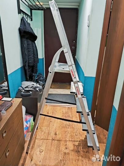 Стремянка 4 ступени
