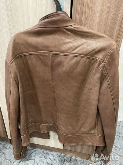 Кожаная куртка Massimo Dutti