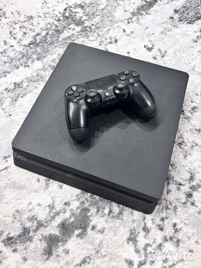 Sony playstation 4 slim