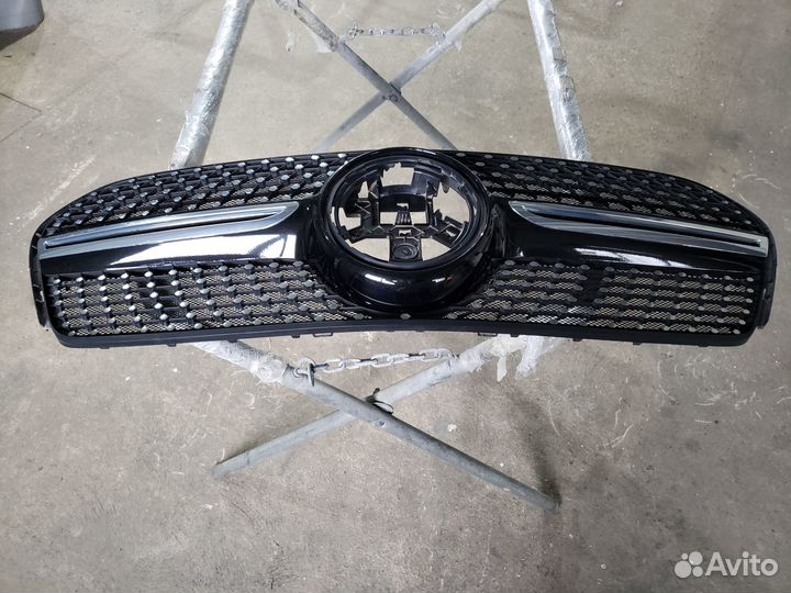 Mercedes-Benz GLE V167 Решётка радиатора