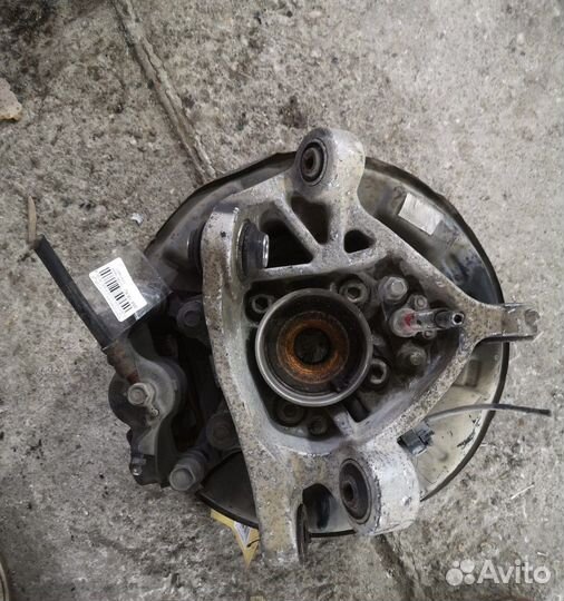 Ступицы задние toyota crown grs184