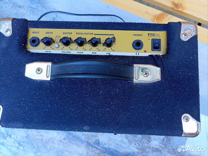 Комбоусилитель 15 Ватт