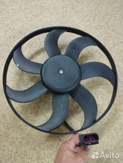Вентилятор радиатора Skoda Rapid NH3 cfna