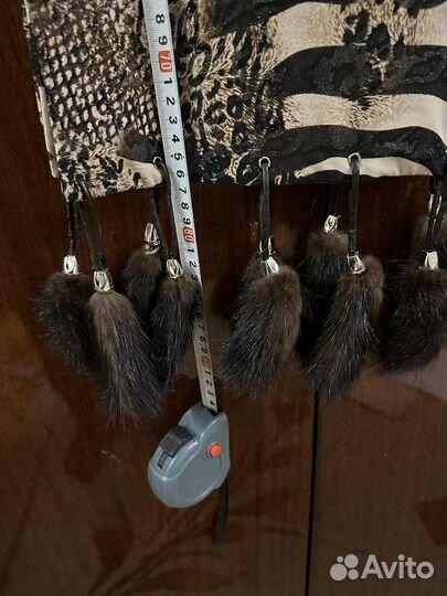 Шарф с норковыми кисточками