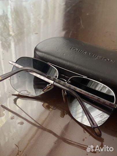 Очки Louis Vuitton