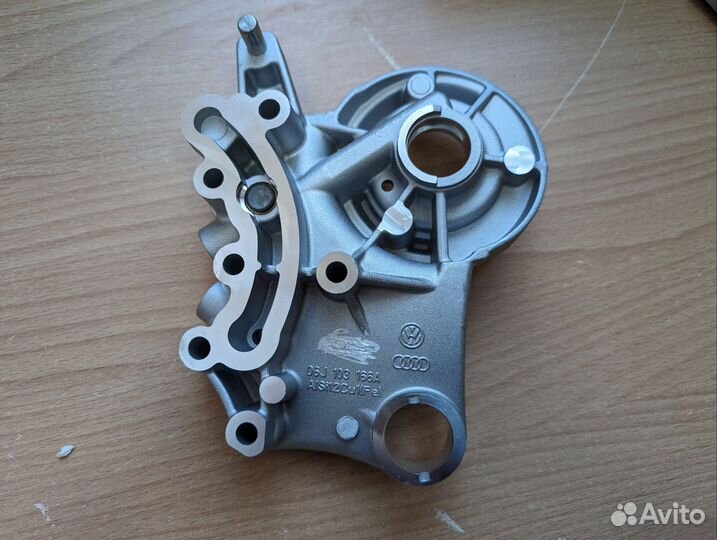 Опора распредвала 06H103144K