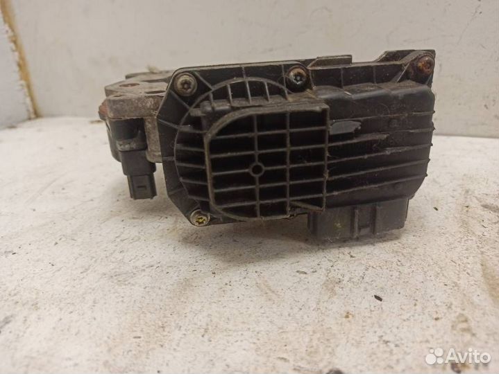 Дроссельная заслонка