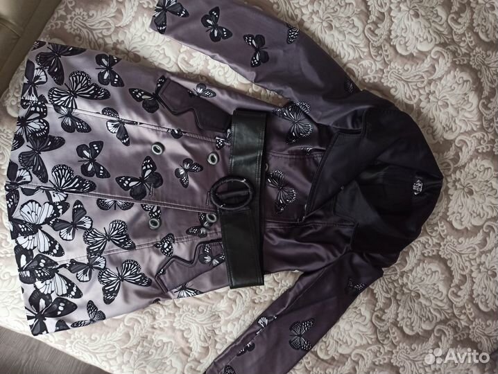 Плащ женский 44