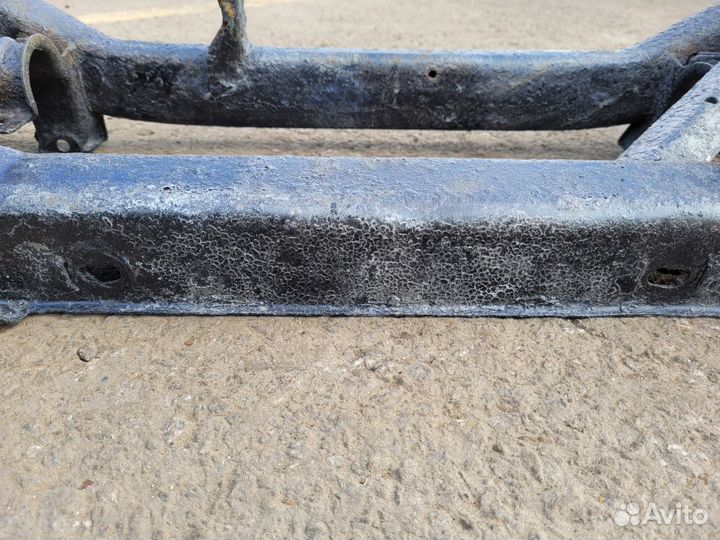 Подрамник задний на Ford Focus 1