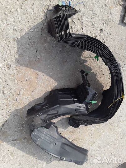 Подкрылок Ниссан Альмера n16