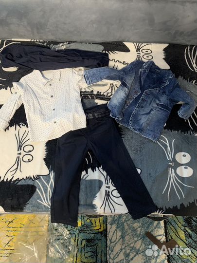 Костюм на мальчика 98 новый